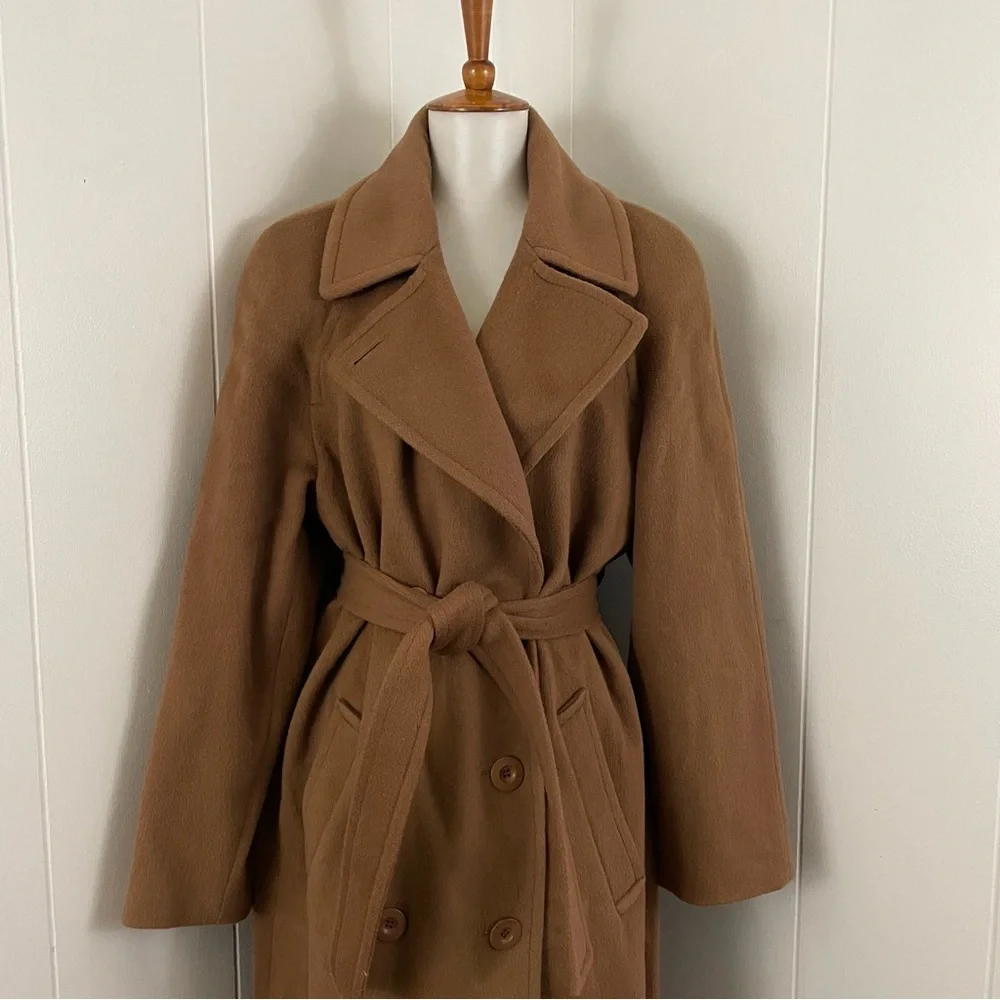 Vintage Brown Trench Coat - Picture 2 of 16